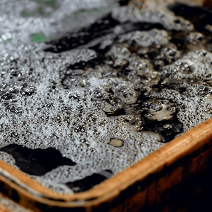 Dirty water overflowing in a sink